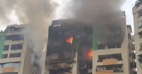 Ghaziabad : इंदिरापुरम के गौर ग्रीन एवेन्यू अपार्टमेंट में भीषण आग Ghaziabad : इंदिरापुरम के गौर ग्रीन एवेन्यू अपार्टमेंट में भीषण आग