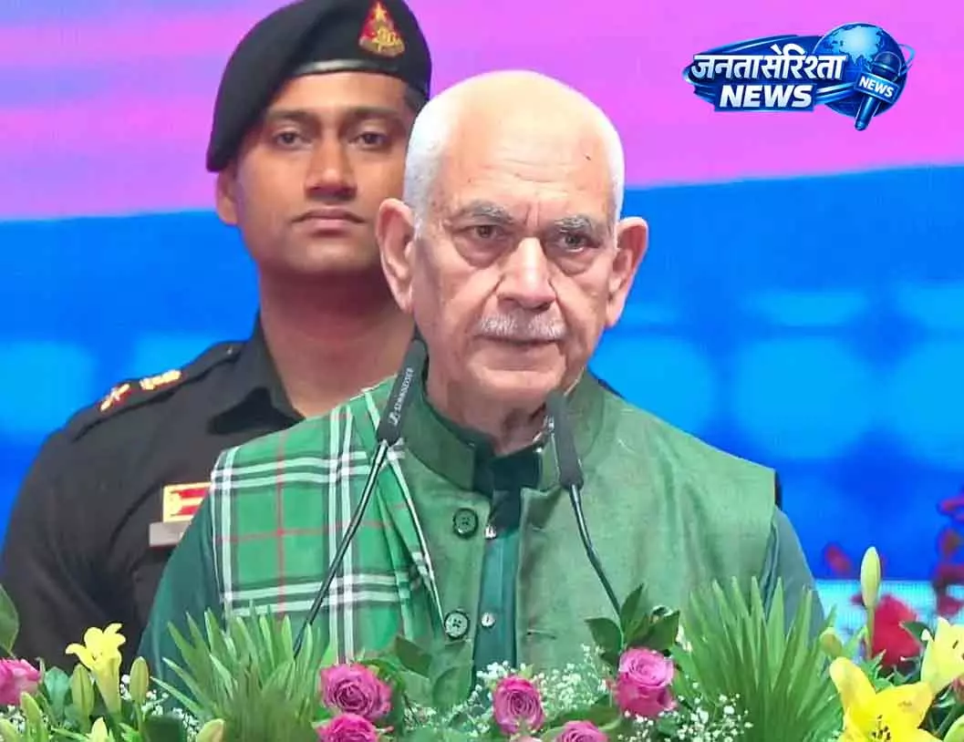 Jammu कश्मीरी पंडितों ने बहुत मुश्किलें झेलीं: एलजी Jammu कश्मीरी पंडितों ने बहुत मुश्किलें झेलीं: एलजी