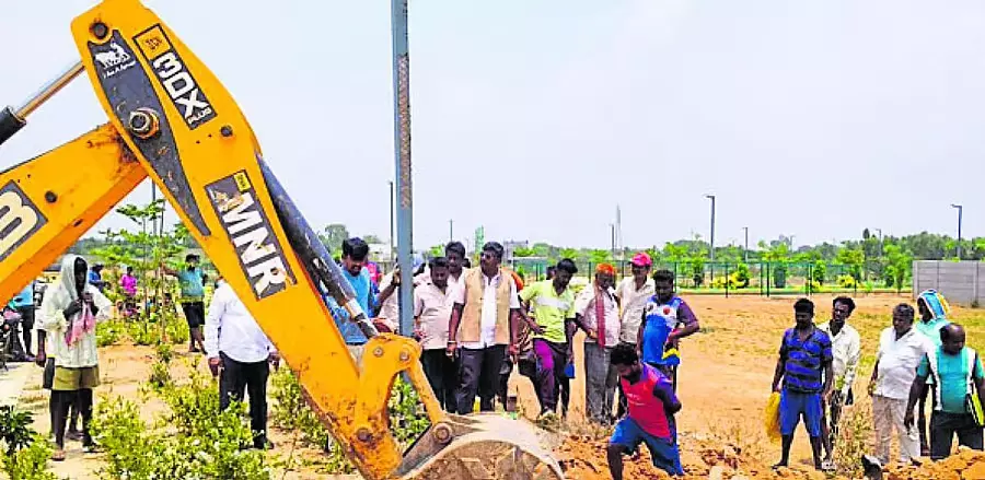 Doddanallur : अतिक्रमण की गई सरकारी ज़मीन ज़ब्त की गई Doddanallur : अतिक्रमण की गई सरकारी ज़मीन ज़ब्त की गई