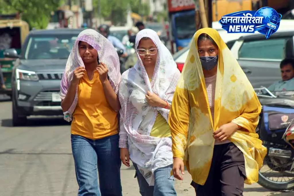 NHRC ने Tamil Nadu से हीटवेव की तैयारी बढ़ाने को कहा NHRC ने Tamil Nadu से हीटवेव की तैयारी बढ़ाने को कहा