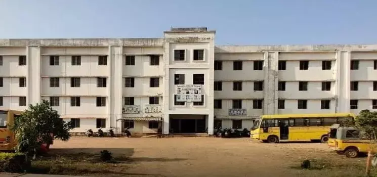 एक ही स्कूल के 7 स्टूडेंट्स ने किया टॉप एक ही स्कूल के 7 स्टूडेंट्स ने किया टॉप
