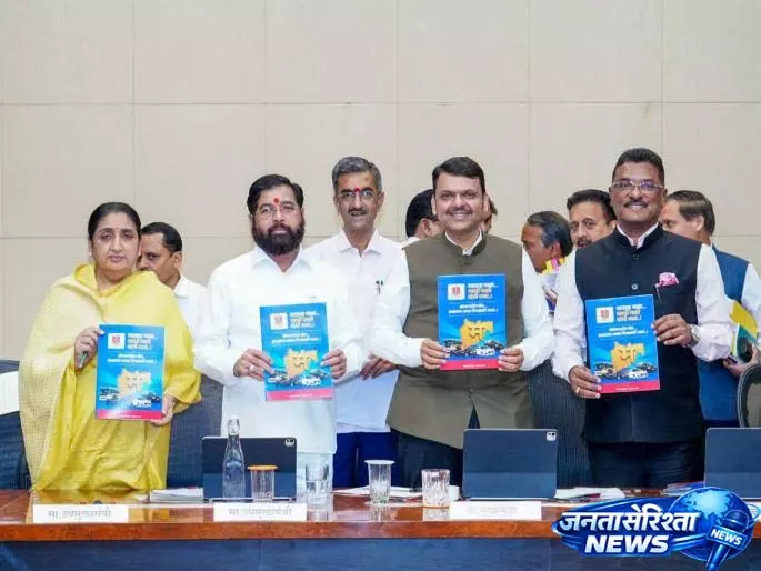 महाराष्ट्र परिवहन विभाग ने ड्राइवरों के लिए ‘Practical Marathi’ गाइडबुक लॉन्च की महाराष्ट्र परिवहन विभाग ने ड्राइवरों के लिए ‘Practical Marathi’ गाइडबुक लॉन्च की