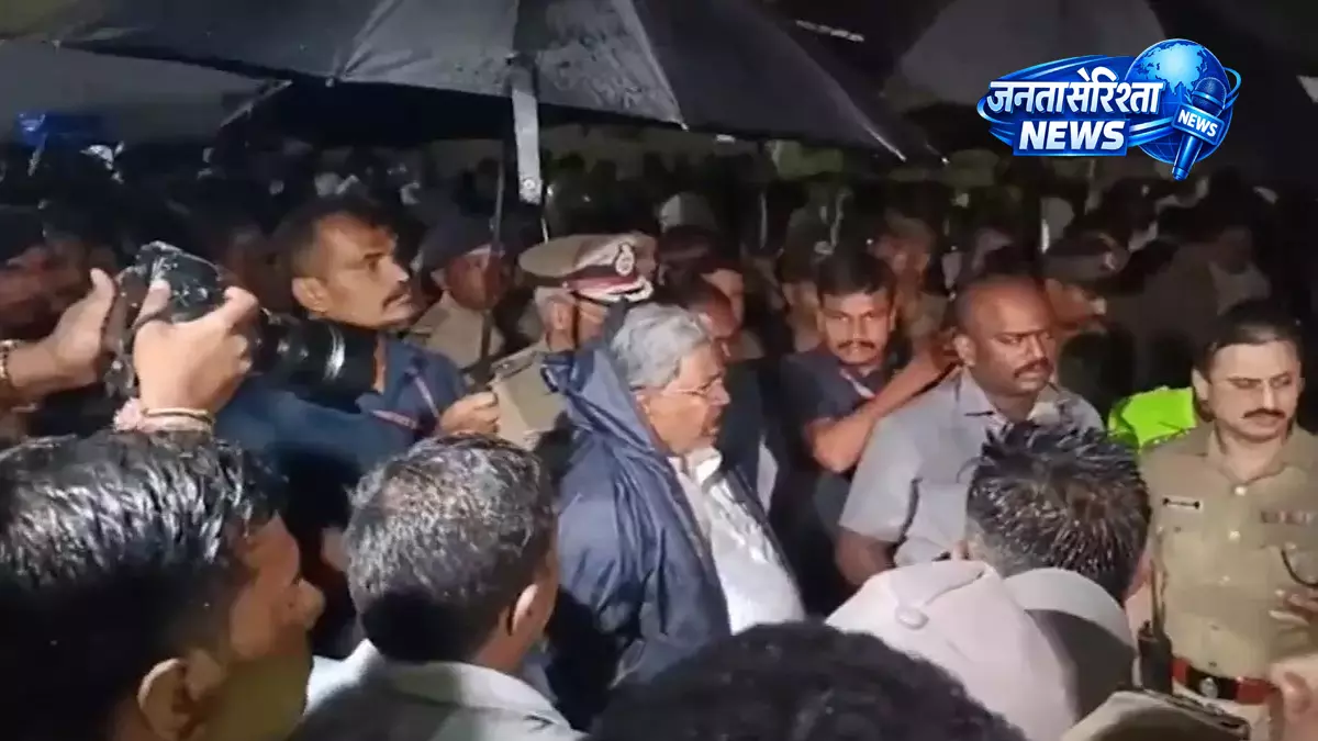 BREAKING: दीवार गिरने से 7 की मौत BREAKING: दीवार गिरने से 7 की मौत