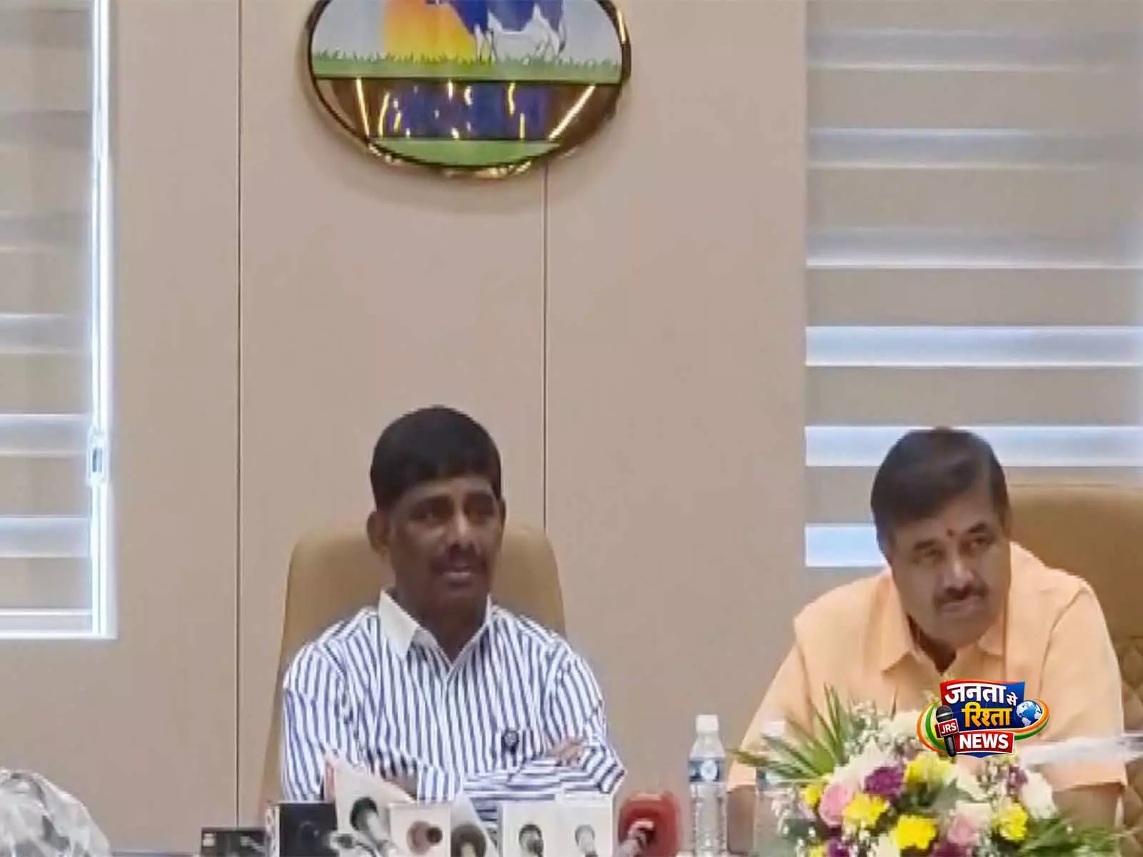 हम पार्टी के काम से जाते हैं...कुछ खास नहीं: DK शिवकुमार के दिल्ली दौरे पर कांग्रेस के डीके सुरेश हम पार्टी के काम से जाते हैं...कुछ खास नहीं: DK शिवकुमार के दिल्ली दौरे पर कांग्रेस के डीके सुरेश