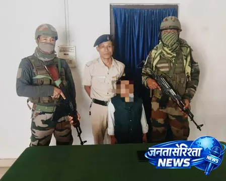 असम राइफल्स ने उग्रवादी नेटवर्क को नाकाम किया, उल्फा का सदस्य गिरफ्तार असम राइफल्स ने उग्रवादी नेटवर्क को नाकाम किया, उल्फा का सदस्य गिरफ्तार