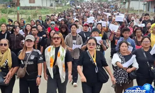 Public rally in Churachandpur: हिंसा की जांच और न्याय की उठी मांग Public rally in Churachandpur: हिंसा की जांच और न्याय की उठी मांग