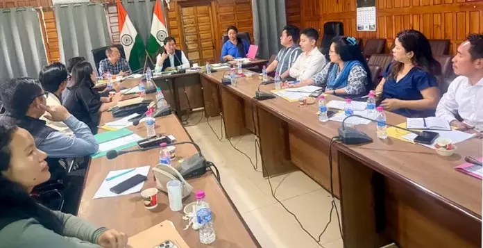 DA ने सरकारी ज़मीन पर कब्ज़ा करने वालों से कहा कि वे ज़मीन खाली करें या कार्रवाई का सामना करें DA ने सरकारी ज़मीन पर कब्ज़ा करने वालों से कहा कि वे ज़मीन खाली करें या कार्रवाई का सामना करें