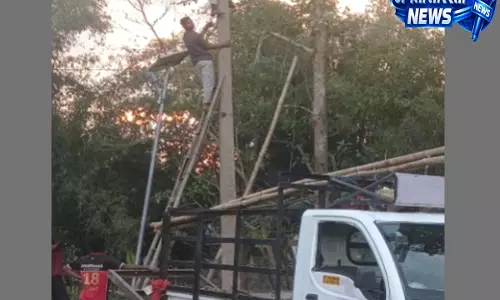 Assam: तिनसुकिया में बिजली कर्मचारी की मौत के बाद सुरक्षा पर सवाल, असुरक्षित काम जारी