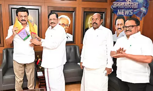 DMK उम्मीदवारों ने मुख्यमंत्री एम.के. स्टालिन से मुलाकात की