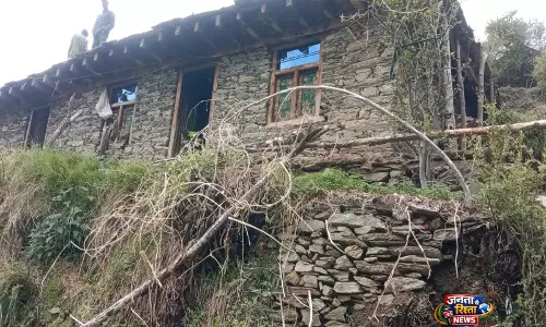 J-K: कठुआ में घर पर बिजली गिरने से 11 साल के लड़के की मौत, एक और नाबालिग घायल