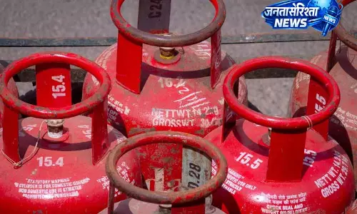 हिमाचल में LPG बुकिंग स्कैम, पश्चिम एशिया तनाव का फायदा उठाया हिमाचल में LPG बुकिंग स्कैम, पश्चिम एशिया तनाव का फायदा उठाया