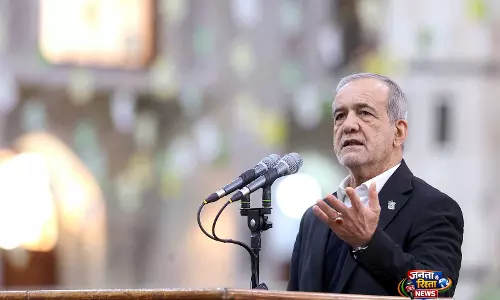 फ़ारसी खाड़ी विदेशी इच्छा थोपने का मंच नहीं: ईरानी President