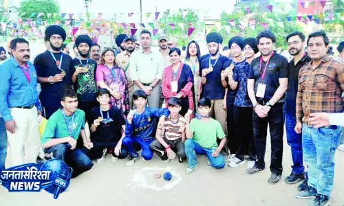 Jammu: इवेंट ‘बैक टू बचपन’ में लौटे पुराने यादों के रंग Jammu: इवेंट ‘बैक टू बचपन’ में लौटे पुराने यादों के रंग