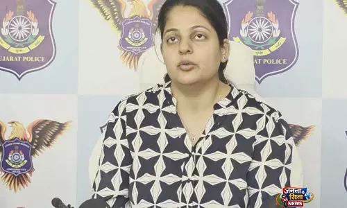 अहमदाबाद साइबर पुलिस ने 25,000 रुपये की Aadhaar-आधारित धोखाधड़ी के आरोप में चार आरोपियों को किया गिरफ्तार