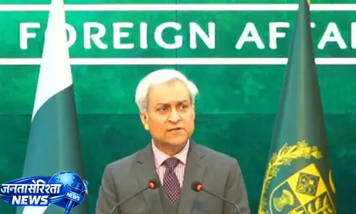 Pakistan  ने कहा: वेस्ट एशिया में शांति के लिए अमेरिका और ईरान से बातचीत जारी