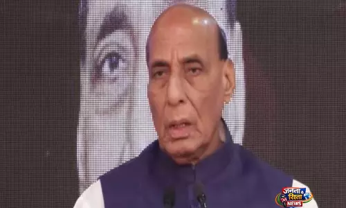 रक्षा मंत्री ने ऑपरेशन सिंदूर को प्रतिरोधक क्षमता का प्रदर्शन बताया, स्वदेशी रक्षा क्षमताओं की सराहना की रक्षा मंत्री ने ऑपरेशन सिंदूर को प्रतिरोधक क्षमता का प्रदर्शन बताया, स्वदेशी रक्षा क्षमताओं की सराहना की