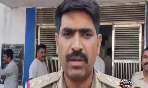 MP: मध्य प्रदेश के राजगढ़ में शादी की बारात ले जा रही बस पलटी, 3 की मौत, 30 घायल MP: मध्य प्रदेश के राजगढ़ में शादी की बारात ले जा रही बस पलटी, 3 की मौत, 30 घायल