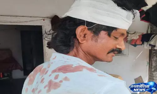 नारियल के पेड़ को लेकर विवाद हिंसक हो गया, Dhanbad पंचायत में झड़प में लोग घायल नारियल के पेड़ को लेकर विवाद हिंसक हो गया, Dhanbad पंचायत में झड़प में लोग घायल