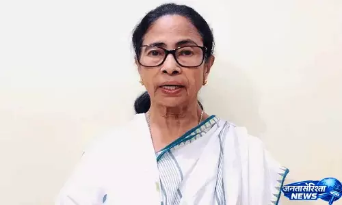 ममता ने एग्जिट पोल को फर्जी बताया, TMC से 4 मई को सतर्क रहने को कहा ममता ने एग्जिट पोल को फर्जी बताया, TMC से 4 मई को सतर्क रहने को कहा