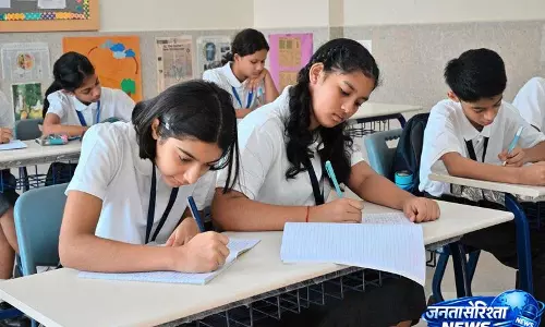 Jodhpur के स्कूलों ने तेज़ और डिटेल्ड स्टूडेंट असेसमेंट के लिए AI-ड्रिवन सिस्टम अपनाया Jodhpur के स्कूलों ने तेज़ और डिटेल्ड स्टूडेंट असेसमेंट के लिए AI-ड्रिवन सिस्टम अपनाया