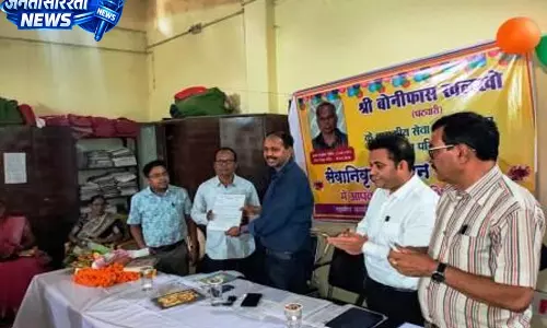 सेवानिवृत्ति के दिन ही पटवारी बोनिफास खलखो को मिला पीपीओ