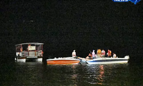 नाव हादसा: 6 की मौत, 19 लोगों को बचाया गया नाव हादसा: 6 की मौत, 19 लोगों को बचाया गया