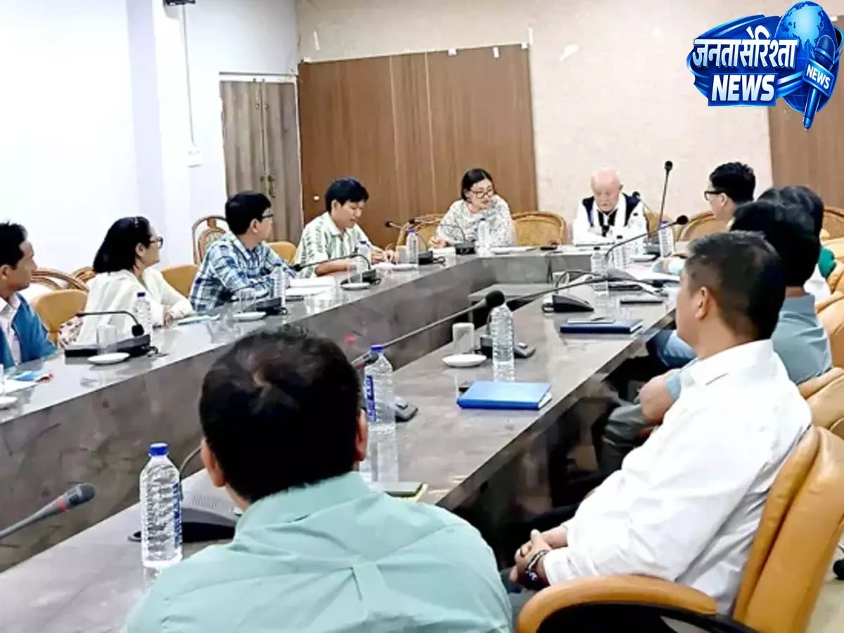 Pasighat: NEC सदस्य ने UC समय पर जमा करने पर ज़ोर दिया Pasighat: NEC सदस्य ने UC समय पर जमा करने पर ज़ोर दिया