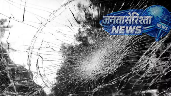 धार में भीषण सड़क हादसा: पिकअप वैन और SUV की टक्कर में 12 मजदूरों की मौत, 20 घायल धार में भीषण सड़क हादसा: पिकअप वैन और SUV की टक्कर में 12 मजदूरों की मौत, 20 घायल