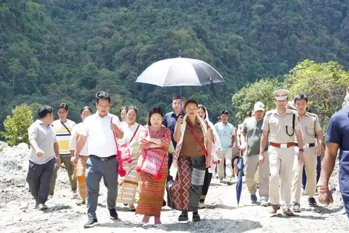 Arunachal: पुल ने अम्पानी पनबिजली परियोजना का निरीक्षण किया Arunachal: पुल ने अम्पानी पनबिजली परियोजना का निरीक्षण किया