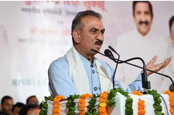 Shimla: 500 फॉरेस्ट गार्ड पद खत्म करने पर सुक्खू सरकार पर हमला Shimla: 500 फॉरेस्ट गार्ड पद खत्म करने पर सुक्खू सरकार पर हमला