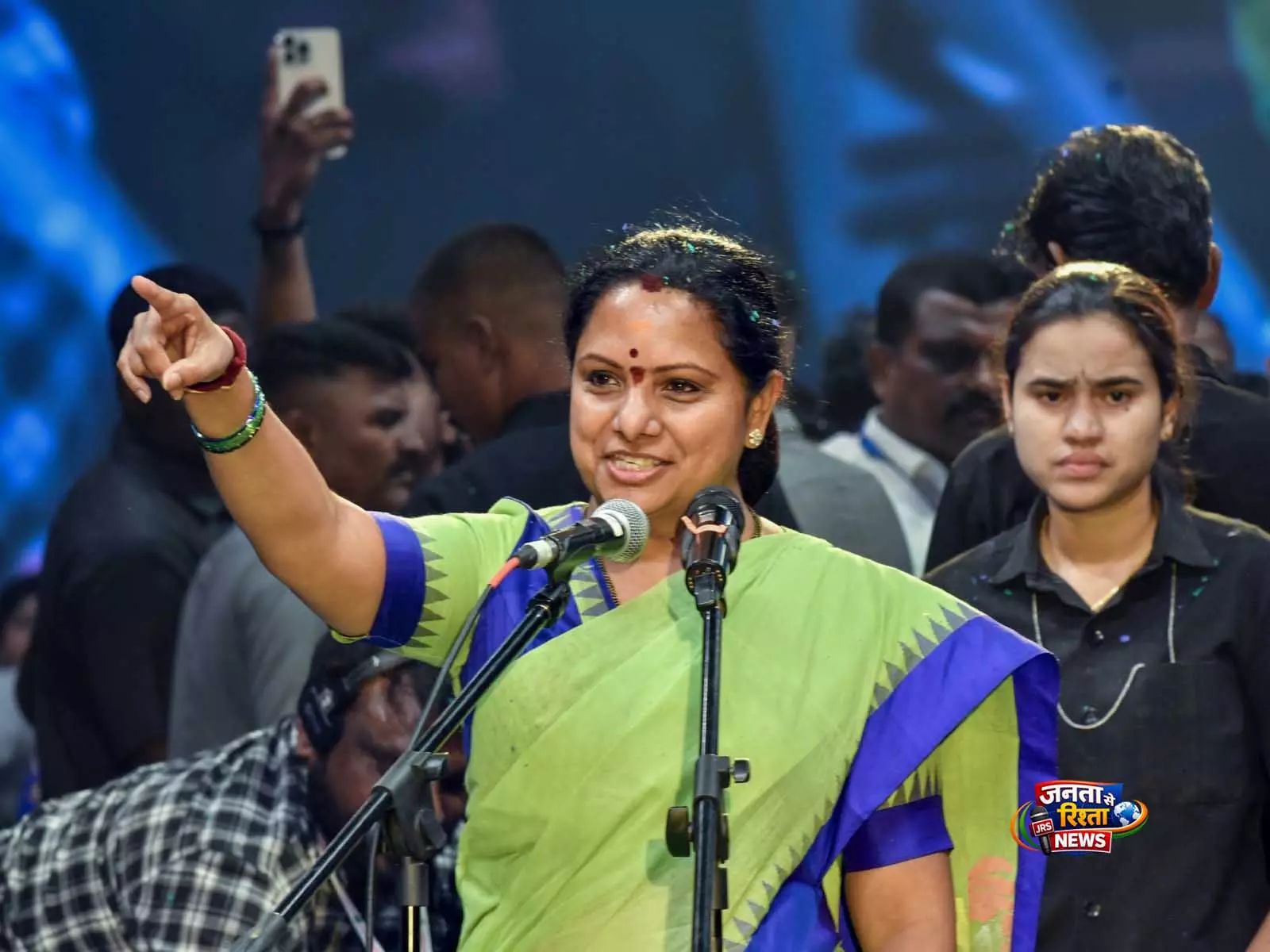 ईसीआई ने के कविता की पार्टी के लिए तेलंगाना रक्षा सेना को मंजूरी दी, TRS को बरकरार रखा ईसीआई ने के कविता की पार्टी के लिए तेलंगाना रक्षा सेना को मंजूरी दी, TRS को बरकरार रखा