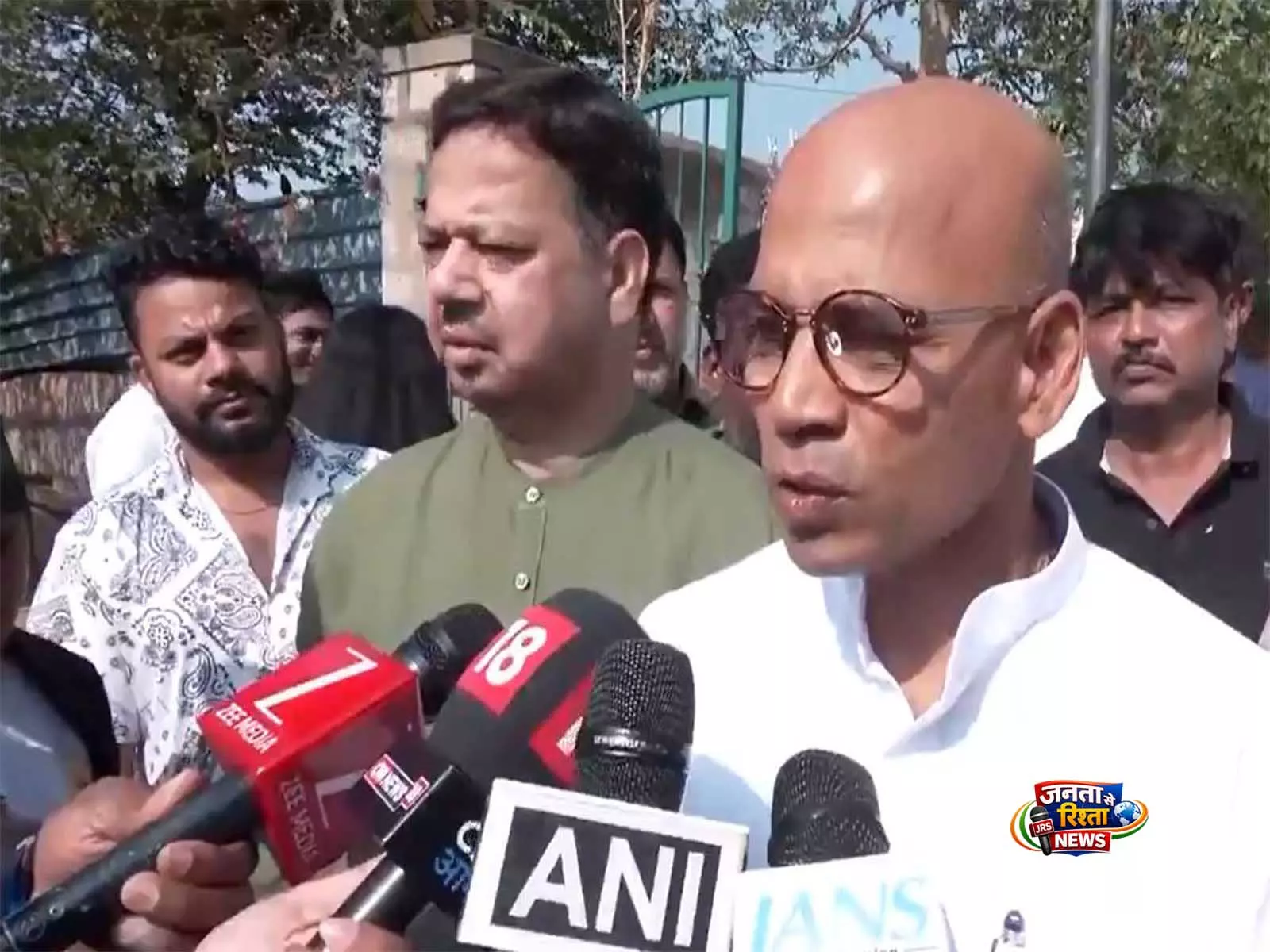 बेंगलुरु हादसे के बाद Karnataka सरकार का बड़ा फैसला, अस्पताल भवनों के निरीक्षण के आदेश बेंगलुरु हादसे के बाद Karnataka सरकार का बड़ा फैसला, अस्पताल भवनों के निरीक्षण के आदेश