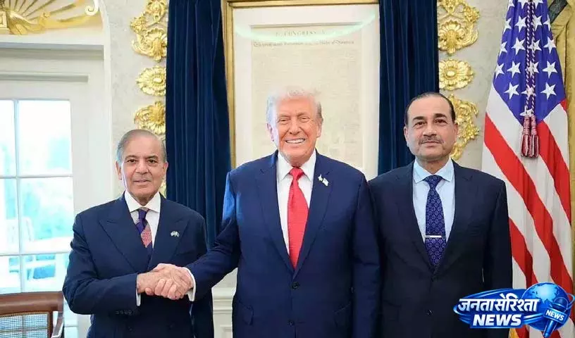 US की नाकाबंदी के बीच पाकिस्तान ने ईरान के लिए 6 रास्ते खोले; शहबाज शरीफ ने ट्रंप को नज़रअंदाज़ US की नाकाबंदी के बीच पाकिस्तान ने ईरान के लिए 6 रास्ते खोले; शहबाज शरीफ ने ट्रंप को नज़रअंदाज़