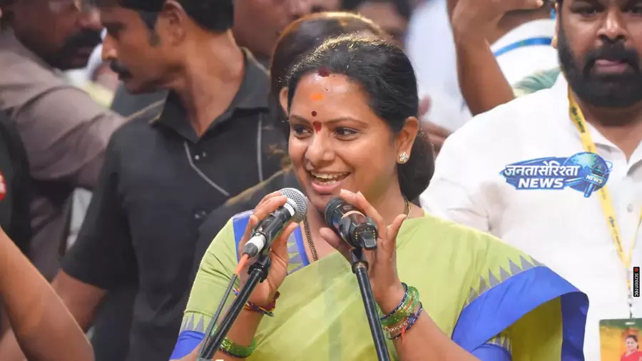 Telangana : के कविता की नई पार्टी का नाम प्रोविजनल तौर पर तेलंगाना रक्षण सेना होगा Telangana : के कविता की नई पार्टी का नाम प्रोविजनल तौर पर तेलंगाना रक्षण सेना होगा