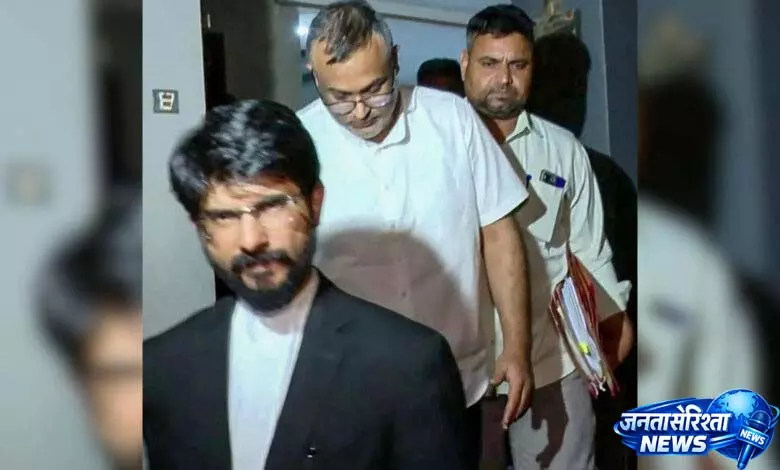 I-PAC चीफ विनेश चंदेल को बंगाल चुनाव के एक दिन बाद ज़मानत मिली, ED ने कोई आपत्ति नहीं जताई I-PAC चीफ विनेश चंदेल को बंगाल चुनाव के एक दिन बाद ज़मानत मिली, ED ने कोई आपत्ति नहीं जताई