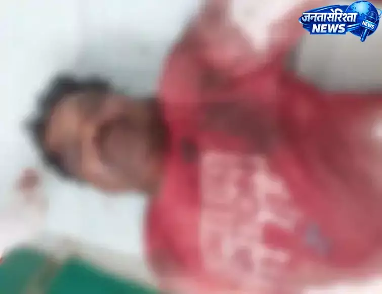 सड़क हादसा: बाइक टक्कर में पति की मौत, पत्नी गंभीर रूप से घायल सड़क हादसा: बाइक टक्कर में पति की मौत, पत्नी गंभीर रूप से घायल