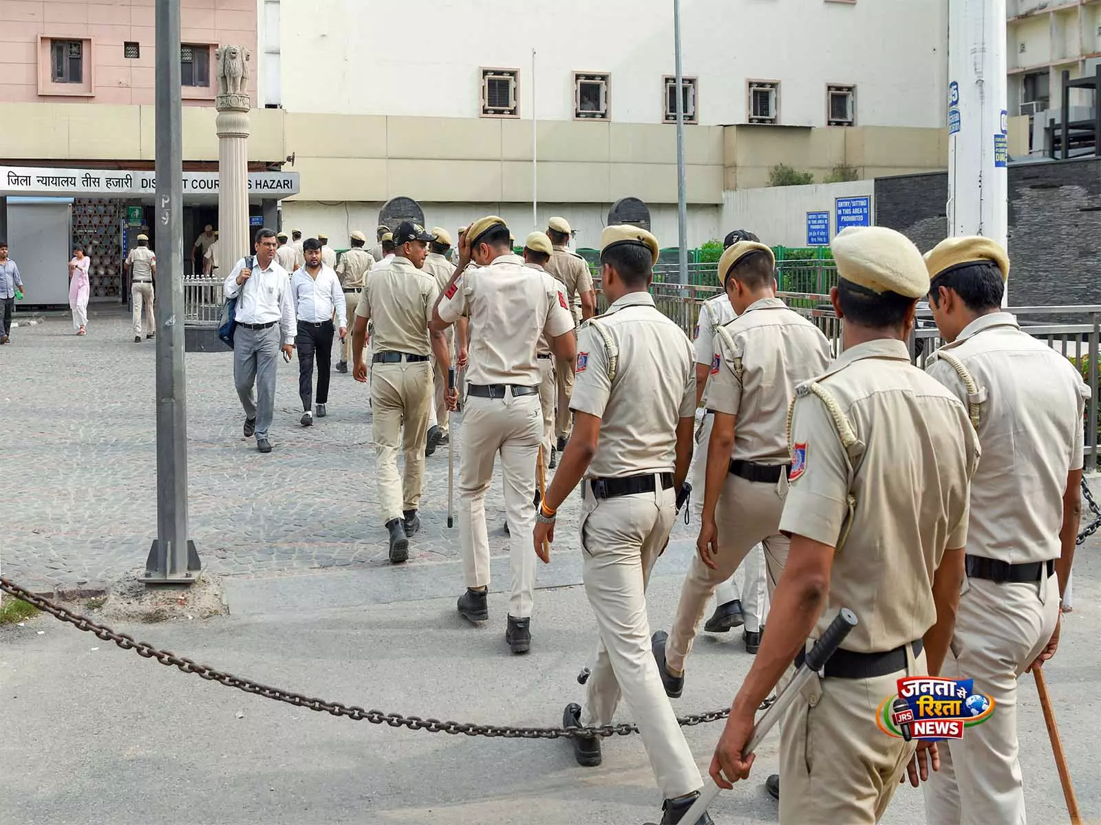 Delhi Court ने सुचेता दलाल की याचिका खारिज की, संदेसरा मामले पर रोक आदेश बरकरार Delhi Court ने सुचेता दलाल की याचिका खारिज की, संदेसरा मामले पर रोक आदेश बरकरार