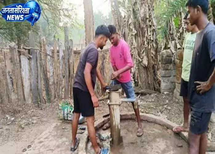 पेयजल समस्या से जूझ रहे ग्रामों में जल सुलभ कराने का अटूट संकल्प पेयजल समस्या से जूझ रहे ग्रामों में जल सुलभ कराने का अटूट संकल्प