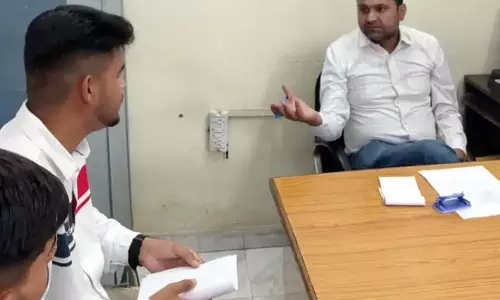 Hisar: छात्रों ने इनसो नेताओं के साथ जीएम को बताईं समस्याएं
