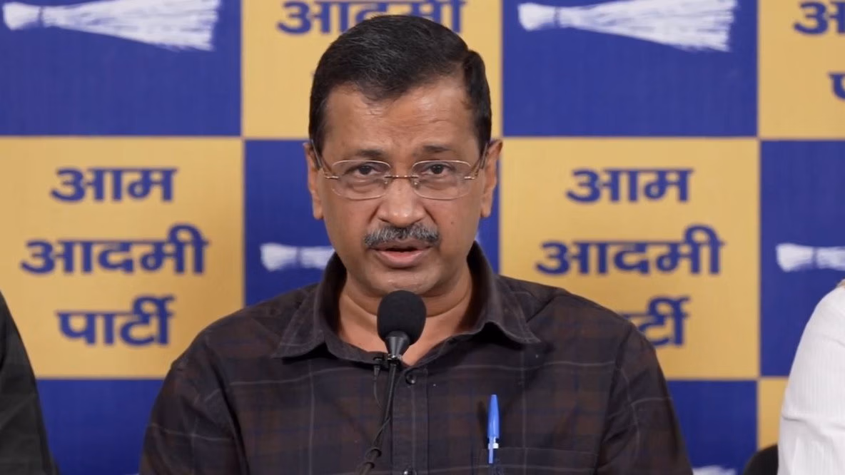 धमाकेदार शुरुआत के बाद आम आदमी पार्टी की पकड़ कमजोर पड़ती दिख रही है धमाकेदार शुरुआत के बाद आम आदमी पार्टी की पकड़ कमजोर पड़ती दिख रही है