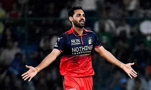 गेंद ज़मीन पर लगी; RCB के तेज़ गेंदबाज़ भुवनेश्वर कुमार ने कैच विवाद पर तोड़ी चुप्पी
