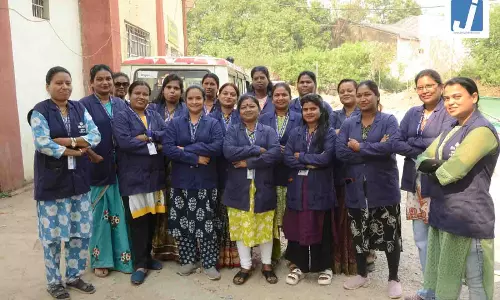 जहां था पुरुषों का दबदबा, वहां अब महिलाओं ने जमाया अपना सिक्का, टीम प्रहरी ने बदली रायपुर के सड़कों की तस्वीर जहां था पुरुषों का दबदबा, वहां अब महिलाओं ने जमाया अपना सिक्का, टीम प्रहरी ने बदली रायपुर के सड़कों की तस्वीर