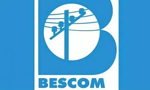 बिजली के टैरिफ में बढ़ोतरी से BESCOM के ग्राहकों को झटका: आज से प्रति यूनिट 56 पैसे की बढ़ोतरी बिजली के टैरिफ में बढ़ोतरी से BESCOM के ग्राहकों को झटका: आज से प्रति यूनिट 56 पैसे की बढ़ोतरी
