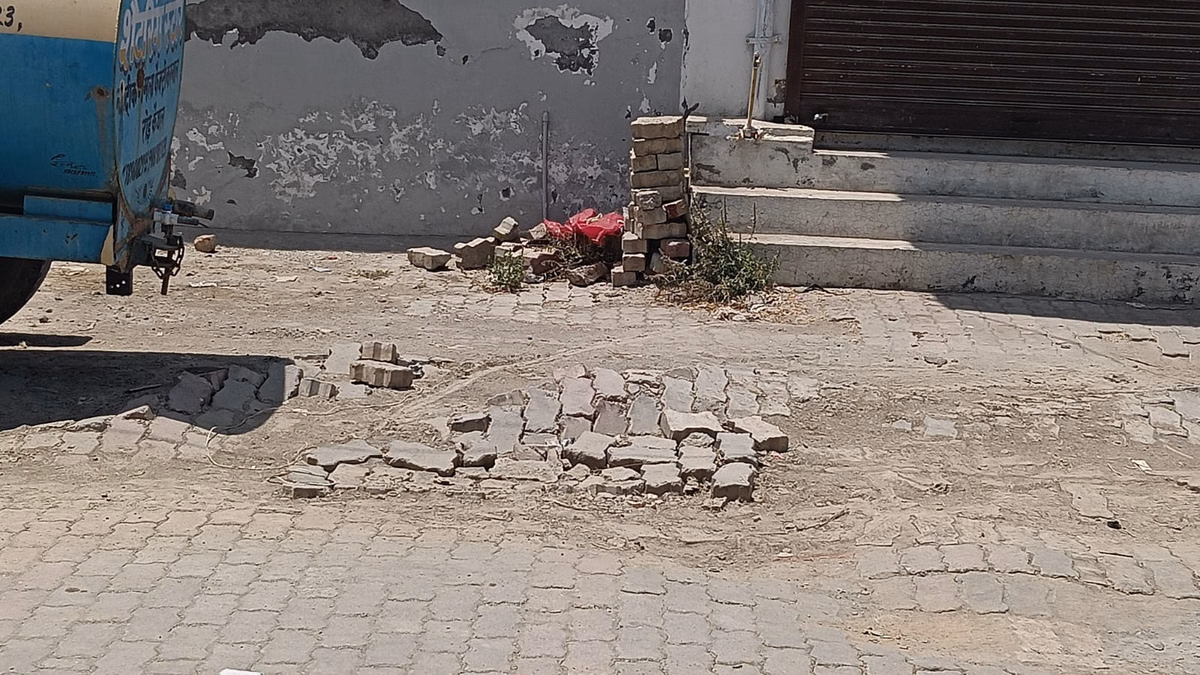 Kaithal: सड़क निर्माण में गड़बड़ी बर्दाश्त नहीं: एडीसी