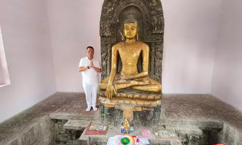 Singapore के उच्चायुक्त ने बुद्ध पूर्णिमा की शुभकामनाएँ दीं, कुशीनगर यात्रा को किया याद Singapore के उच्चायुक्त ने बुद्ध पूर्णिमा की शुभकामनाएँ दीं, कुशीनगर यात्रा को किया याद
