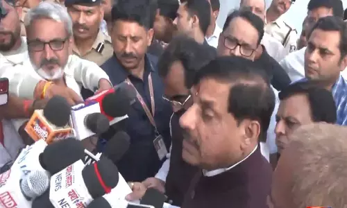 मध्य प्रदेश के CM मोहन यादव ने बरगी बांध पर नाव पलटने वाली जगह का दौरा किया मध्य प्रदेश के CM मोहन यादव ने बरगी बांध पर नाव पलटने वाली जगह का दौरा किया
