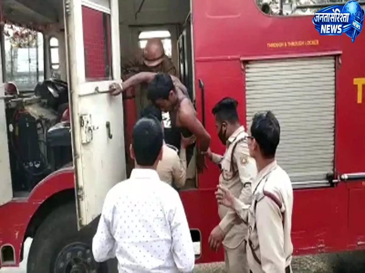 Tripura चुनावों में बार-बार हिंसा: क्या कभी कायम होगी शांति? Tripura चुनावों में बार-बार हिंसा: क्या कभी कायम होगी शांति?