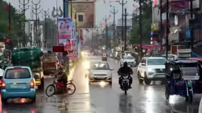 MP : कई जिलों में बारिश-ओले और कुछ जगहों पर गर्मी का प्रकोप MP : कई जिलों में बारिश-ओले और कुछ जगहों पर गर्मी का प्रकोप