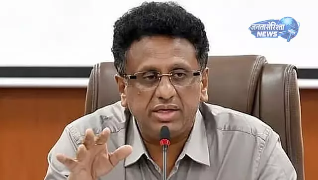 CET परीक्षा में ड्रेस कोड विवाद: प्रभावित छात्रों के लिए दोबारा परीक्षा होगी CET परीक्षा में ड्रेस कोड विवाद: प्रभावित छात्रों के लिए दोबारा परीक्षा होगी