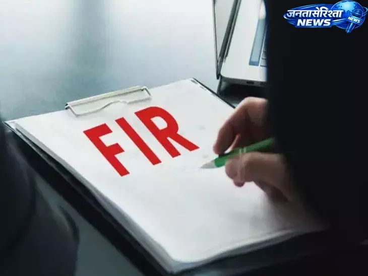 रायपुर में 53.60 लाख की सोलर स्ट्रीट लाइट ठगी, FIR दर्ज रायपुर में 53.60 लाख की सोलर स्ट्रीट लाइट ठगी, FIR दर्ज